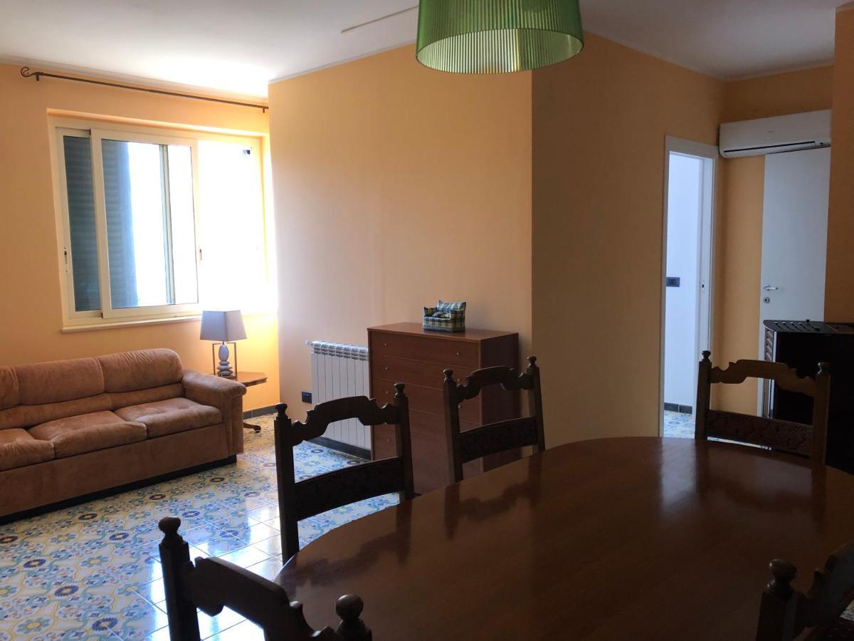 B&B Villa Zia Febronia Patti Exteriér fotografie