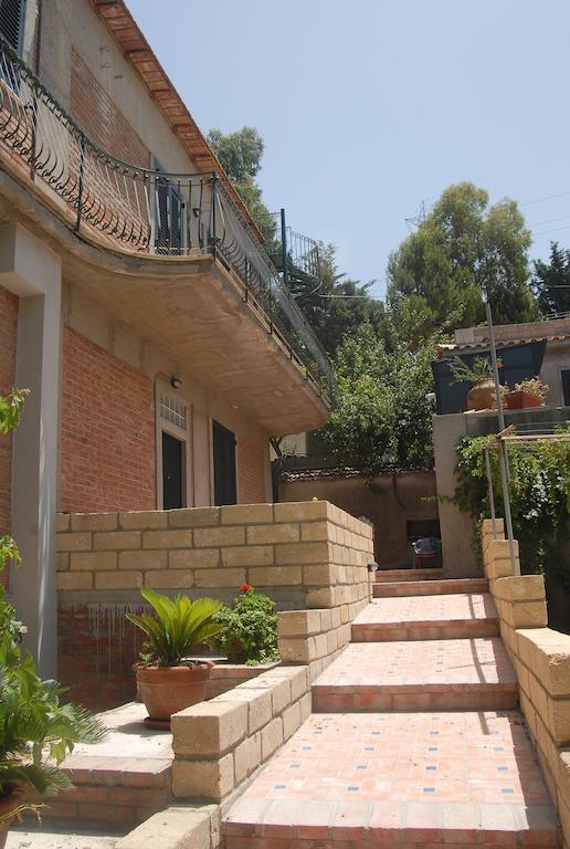 B&B Villa Zia Febronia Patti Exteriér fotografie