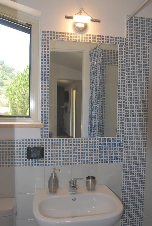 B&B Villa Zia Febronia Patti Exteriér fotografie